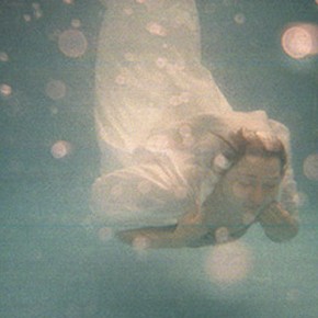 Take the plunge into the dream~ Take the plunge into the dream~